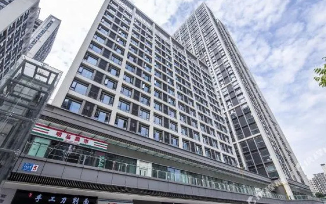 Ibis Hotel (Chengdu Hi-Tech Tianfu Software Park)