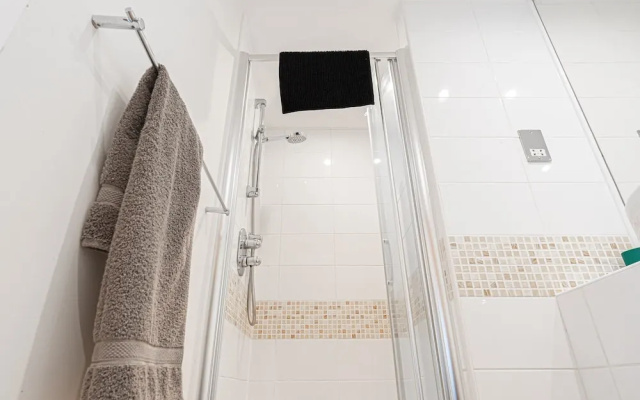 Hampton Leigh - Executive Apartment in Leamington Spa