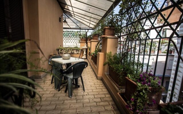 Hotel Grifo вид на фасад