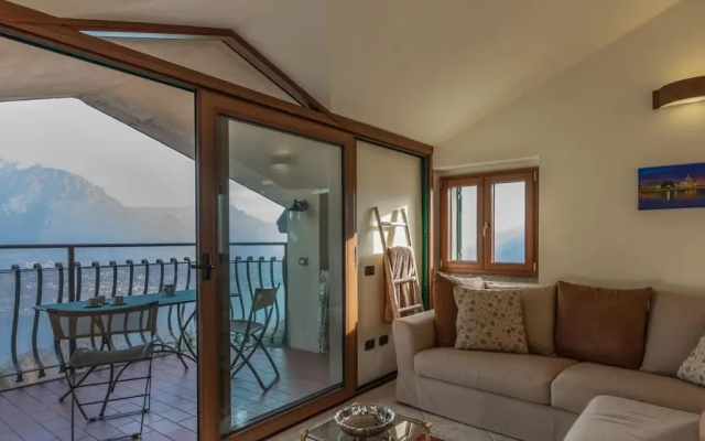 Easy Welcome Civenna Lake View