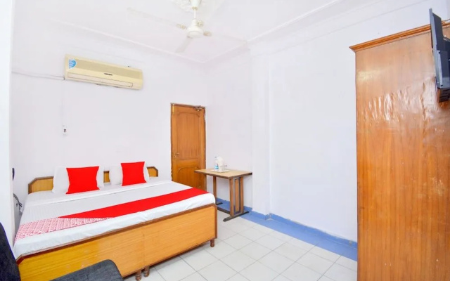OYO 40793 Hotel S--55 Inn