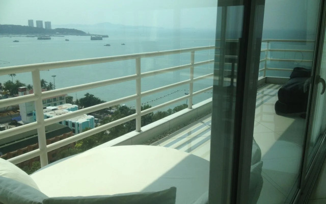 View Talay 6 Pattaya Beach Condominium