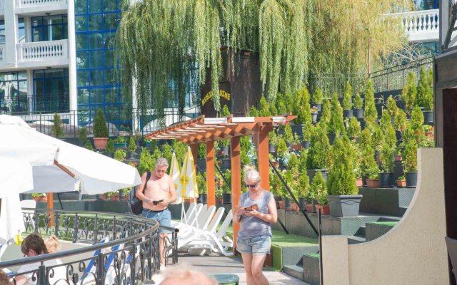 Hotel Complex Rodopi/Zvete/Flora Park