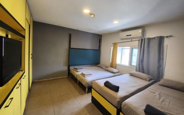 Amdar Hotel & Hostel