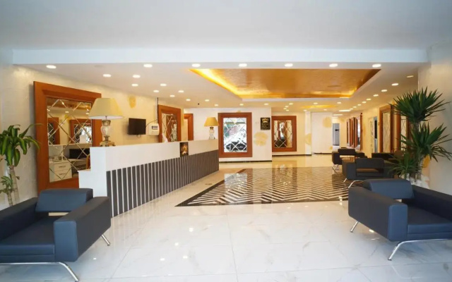 Grand Niki Hotel & Spa