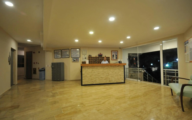 Amos Hotel