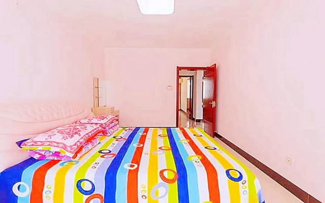 Beidaihe Haizhilian Holiday Apartment