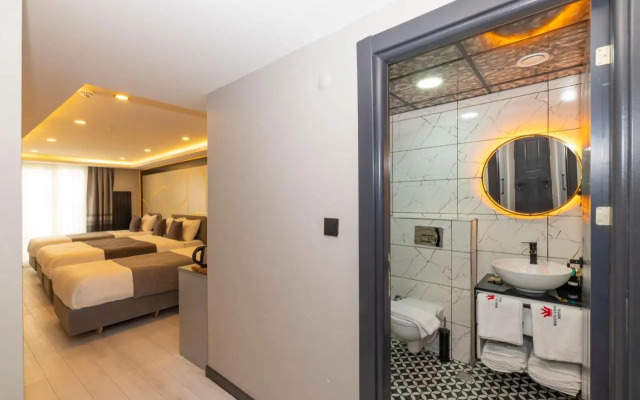 White Corner Hotel