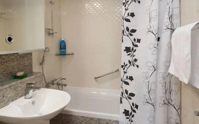 Good Time Guest House - Hostel