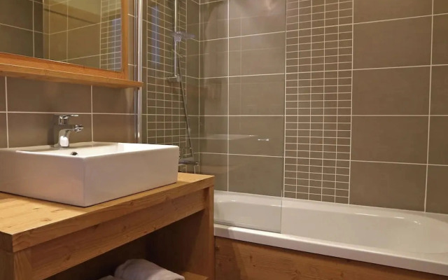 Chalet in French Alps With Premium Spa Access