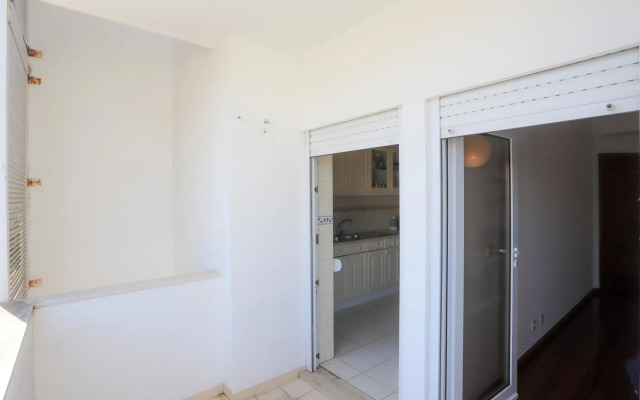 Sea View Apartment by Rent4all