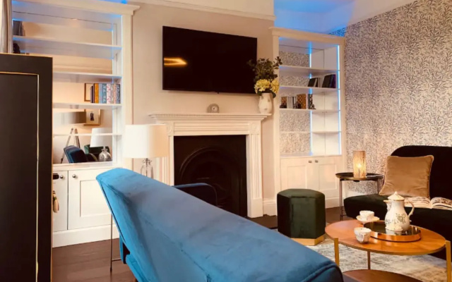 The Midsummer Common - Modern & Spacious 2BDR House with Garden