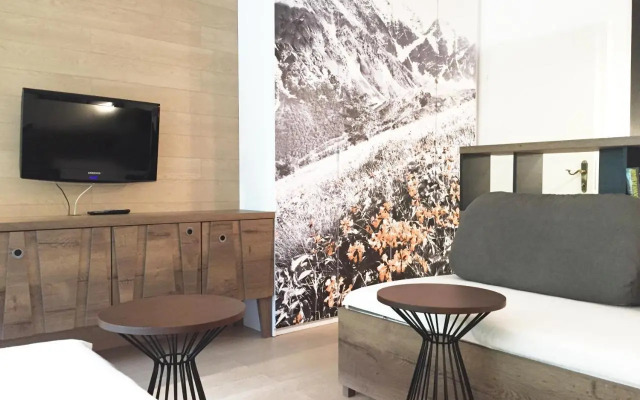 Sun Valley Apartment