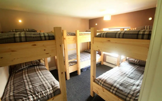 Tay Bunkhouse
