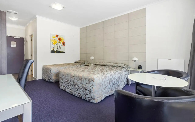 Amethyst Court Motorlodge
