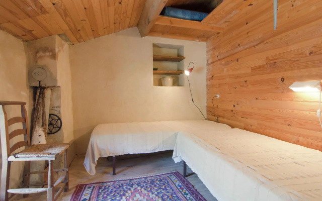 Tasteful Apartment in Juvinas With Garden Furniture