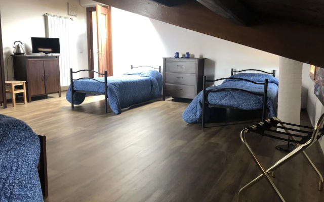 Reginella White Apartment