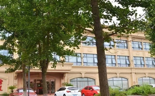 Xinlong Hotel