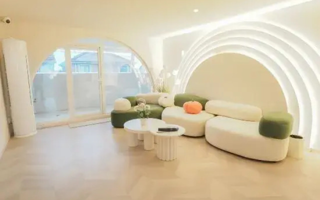 Shanghai Dino Star Holiday Home