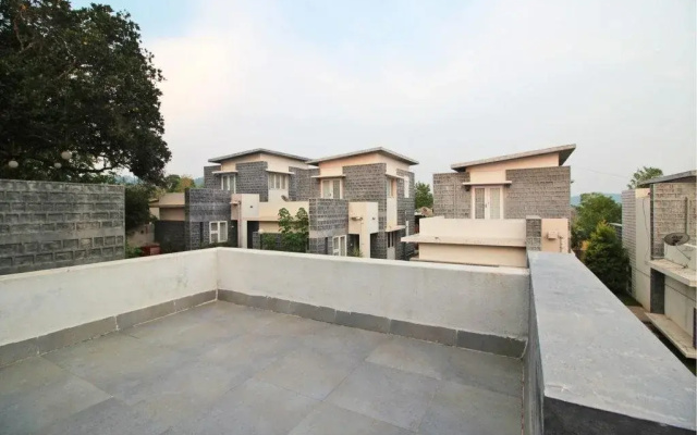 Cloud 9 Resort, Yealgiri