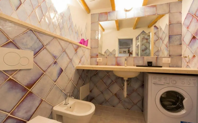 Felix house
