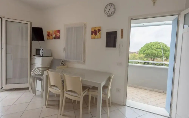 Lovely Flat With Modern Furnishings - Beahost