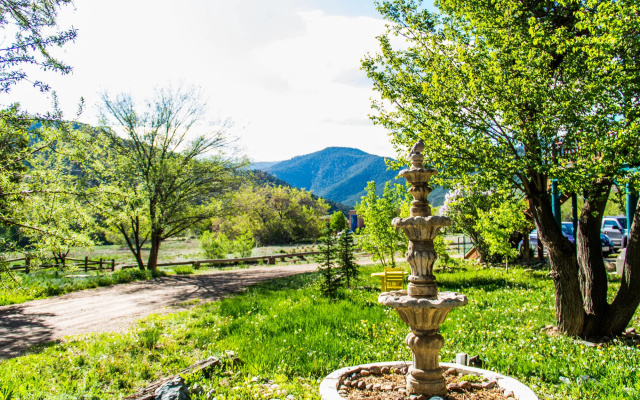 Blue Sky Retreat at San Geronimo Lodge