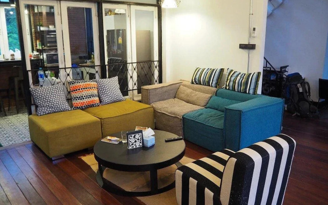 Sherloft Home & Hostel