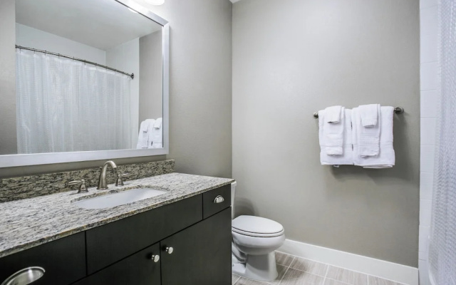 Stylish Frisco 2 bedroom apartments