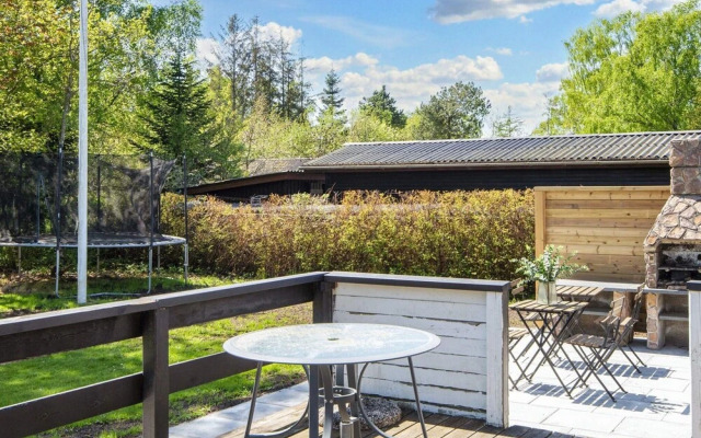 10 Person Holiday Home in Glesborg-by Traum