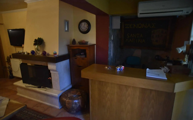 Santa Marina GuestHouse