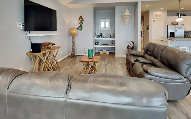 La Sirena by Silver Sands Vacation Rentals
