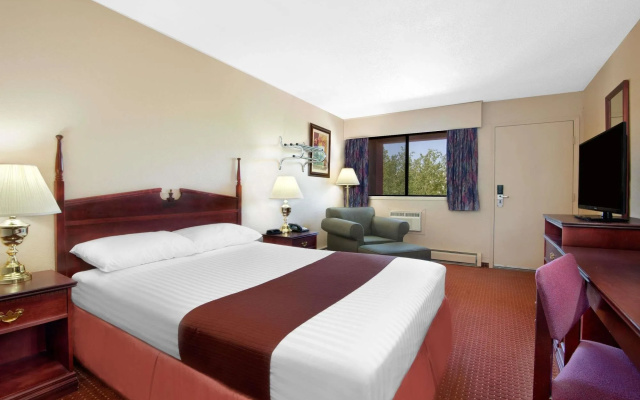 Coast Red Deer Hotel