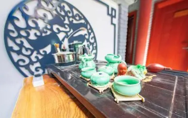 Dunhuang Hu Yang Inn
