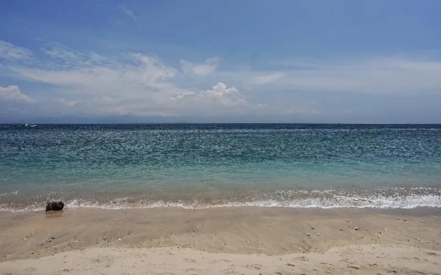 Road Beach Homestay by ZUZU