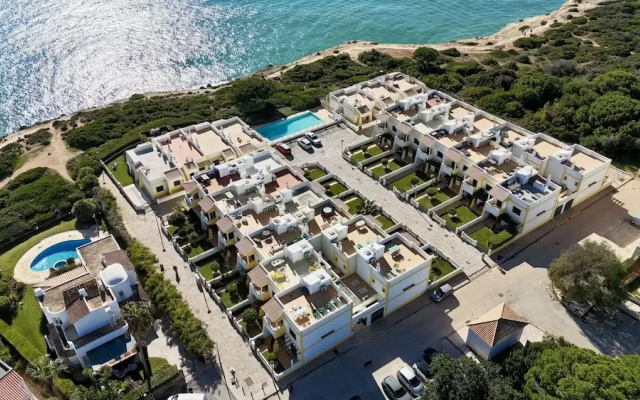 Townhouse Apartment in Benagil With View