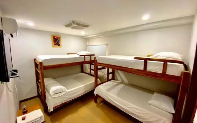 Hostal Aurora - Hostel