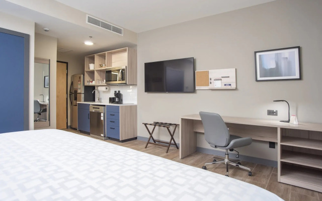 Candlewood Suites Guadalajara Galerias by IHG