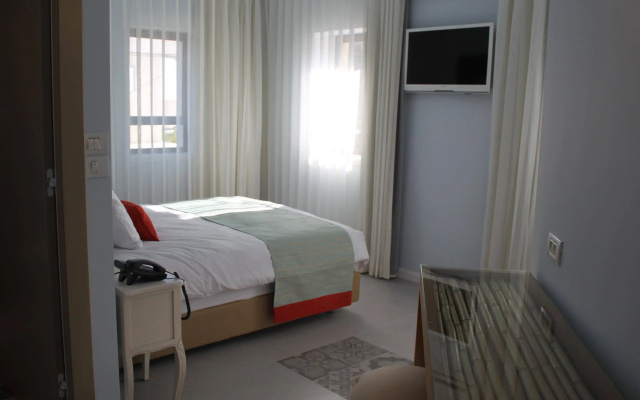 Bat Galim Boutique Hotel