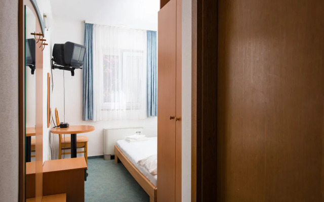 Downtown Private Rooms