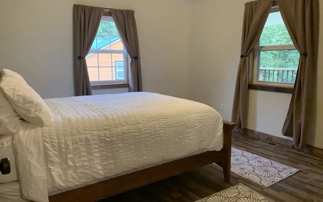 Trailhead Suites