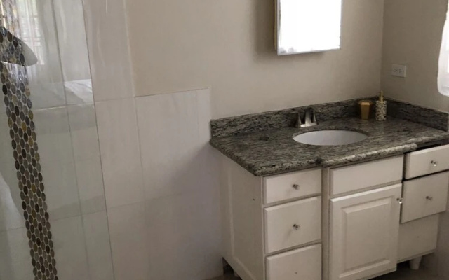Stunning 2-bed Apartment in Montego Bay