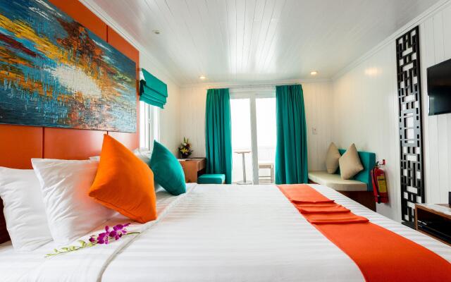 Отель LAzalee Cruise комната для гостей