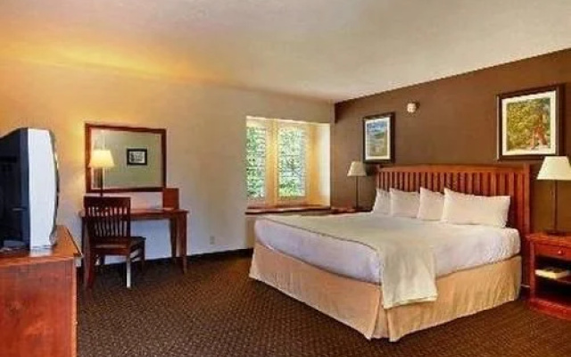 Park Tahoe Aspen Court