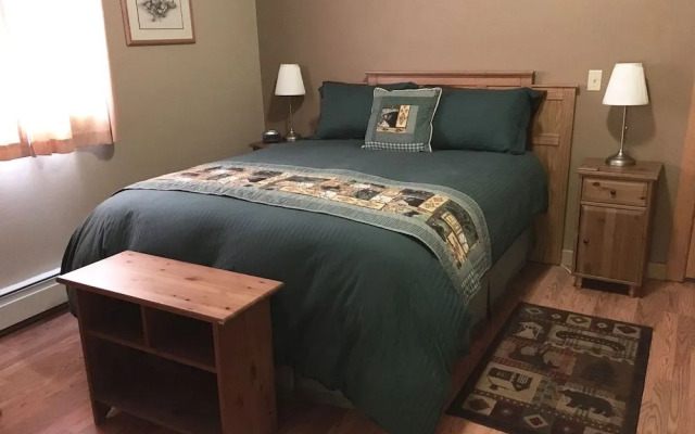 Bear Lake Lodgings Bed & Breakfast