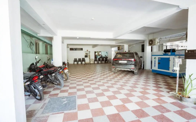 Mahasri Homestays Fully Furnished 2BHK & 1BHK Apartments