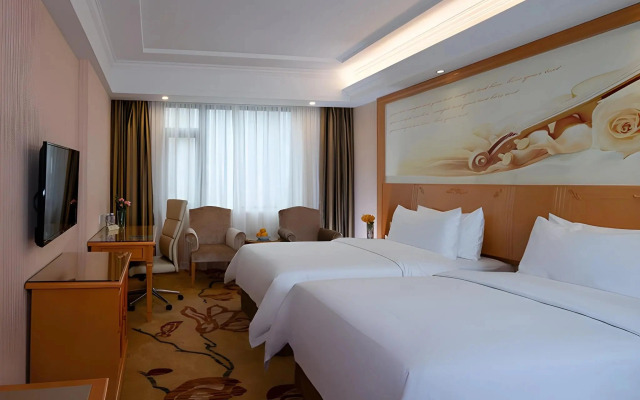 Vienna Hotel Shenzhen Bao'an Airport Taoyuanju