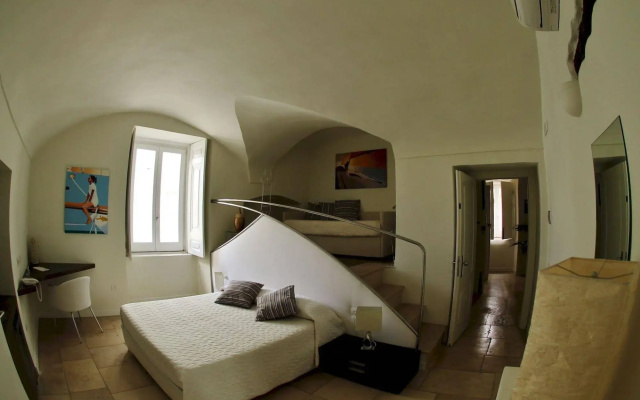 Edificio 15 House Elite