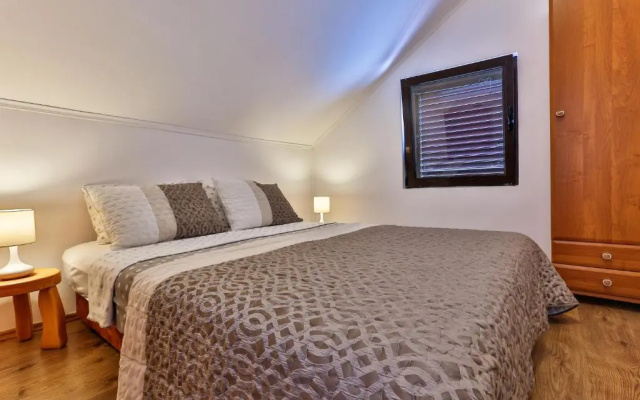 Apartment 365