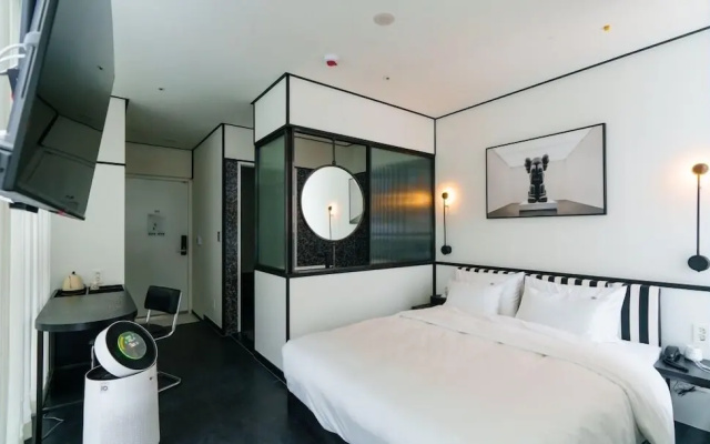 Yangju Ippda Hotel